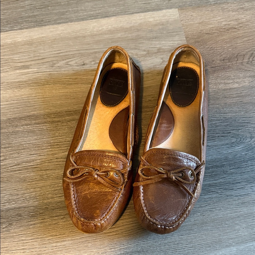 Frye Brown Leather Loafers with Bow
